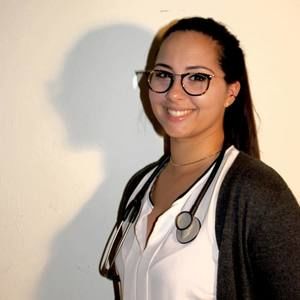 Meet your Posher, Mia